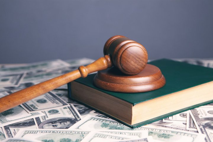 مجازات قانونی ممانعت از ملاقات طفل طبق قانون حمایت خانواده